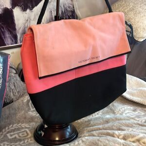 Victorias secret pink cooler bag/insulated tote lunchbox ext